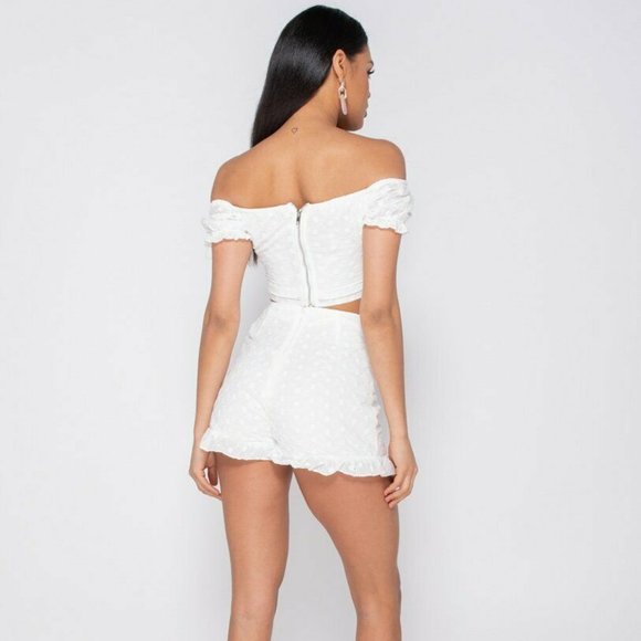 White Lace Short Sleeve Off Shoulder Crop Top and Shorts Two Piece Set - Picture 2 of 14